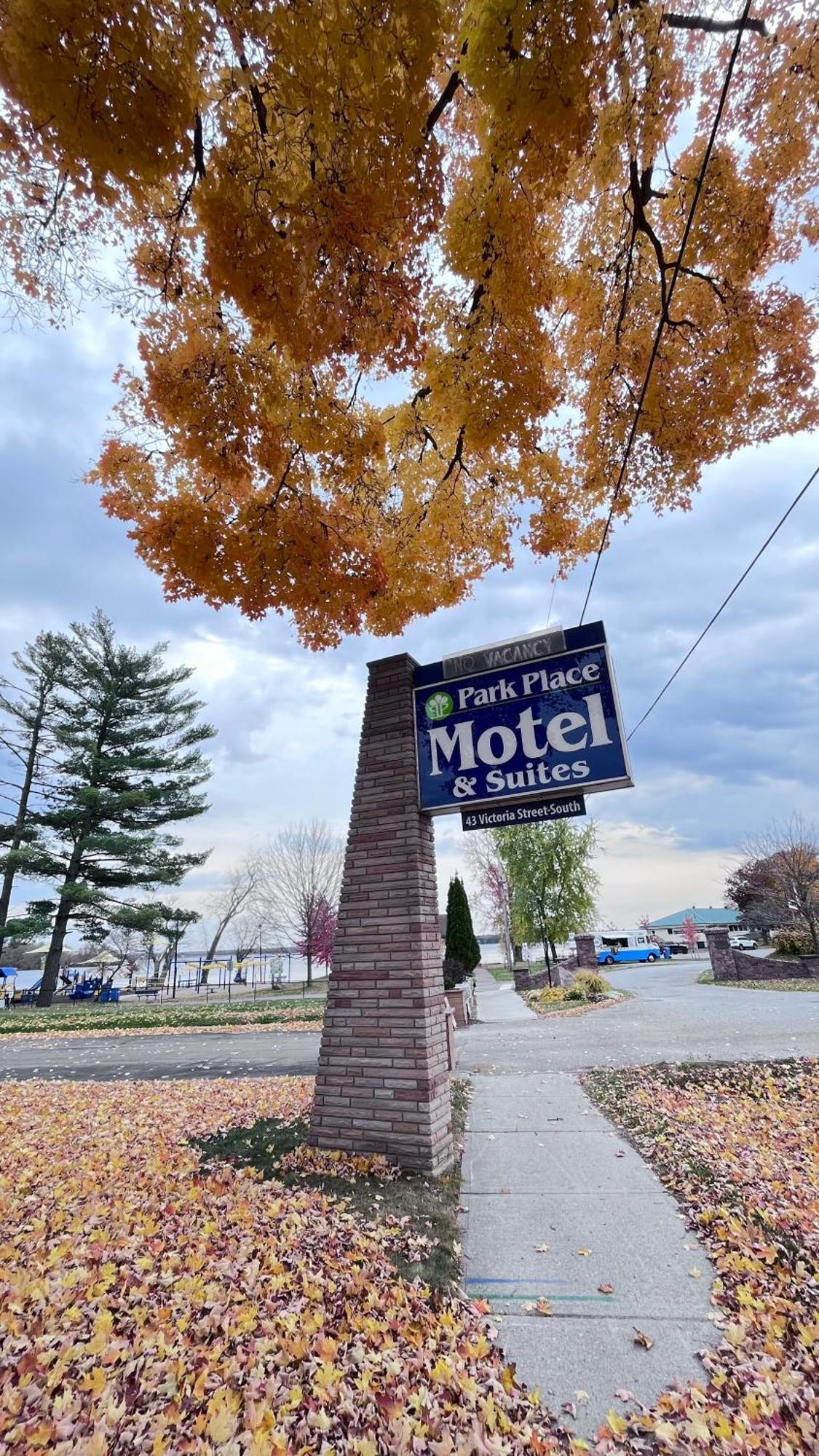 Park Place Motel & Suites Tweed Dış mekan fotoğraf
