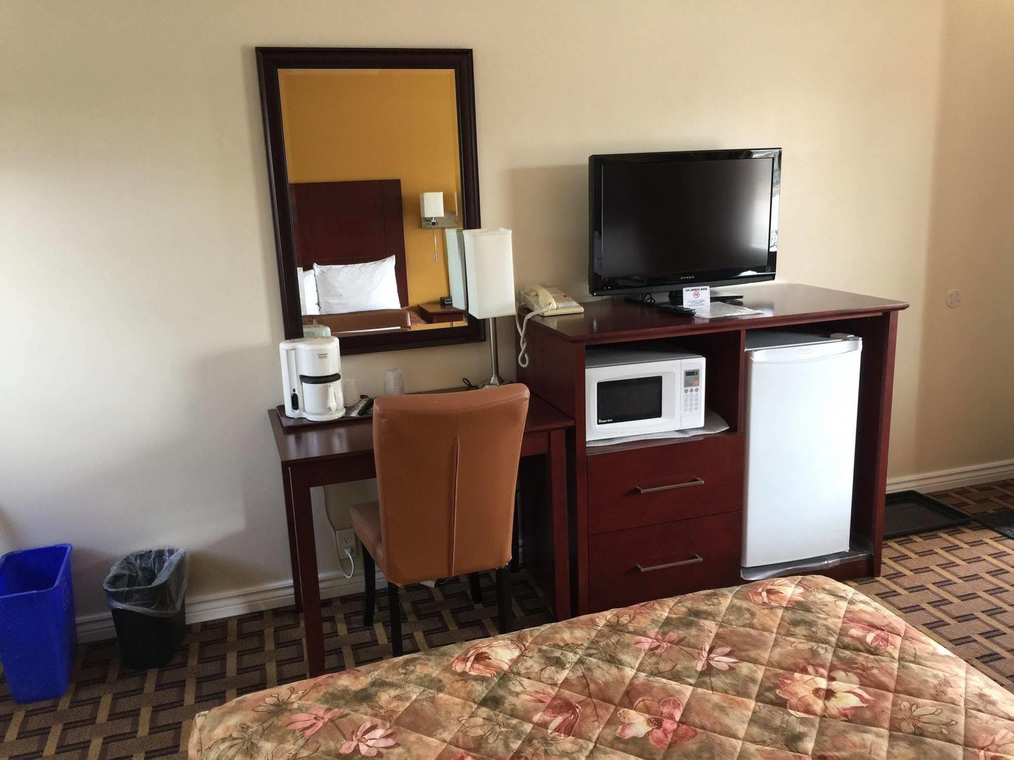 Park Place Motel & Suites Tweed Dış mekan fotoğraf
