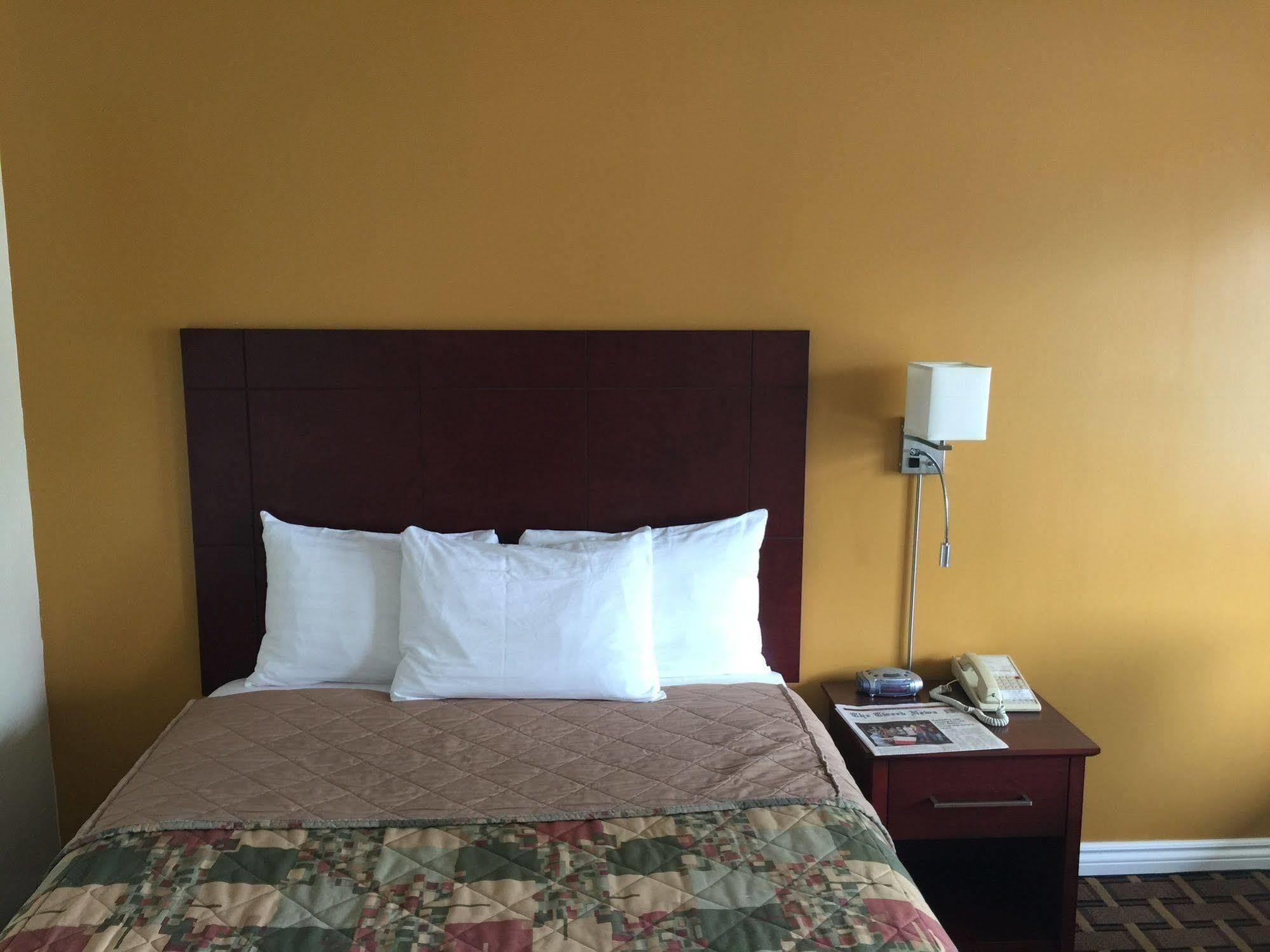 Park Place Motel & Suites Tweed Dış mekan fotoğraf