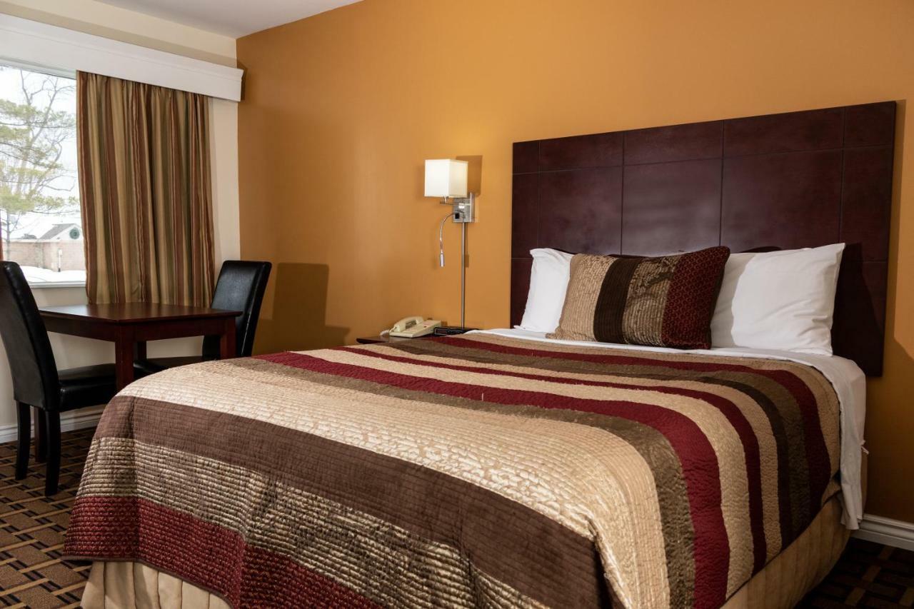 Park Place Motel & Suites Tweed Dış mekan fotoğraf